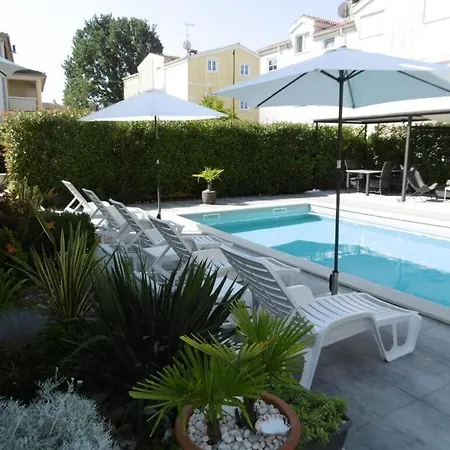 Holiday home Luka Apartent Gray Funtana
