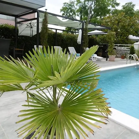 Holiday home Luka Apartent Gray